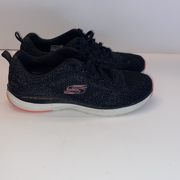 Skechers Ultra Groove Women’s Athletic Shoes LaceUp Lowtop, Size:10 light weight - Picture 2 of 11
